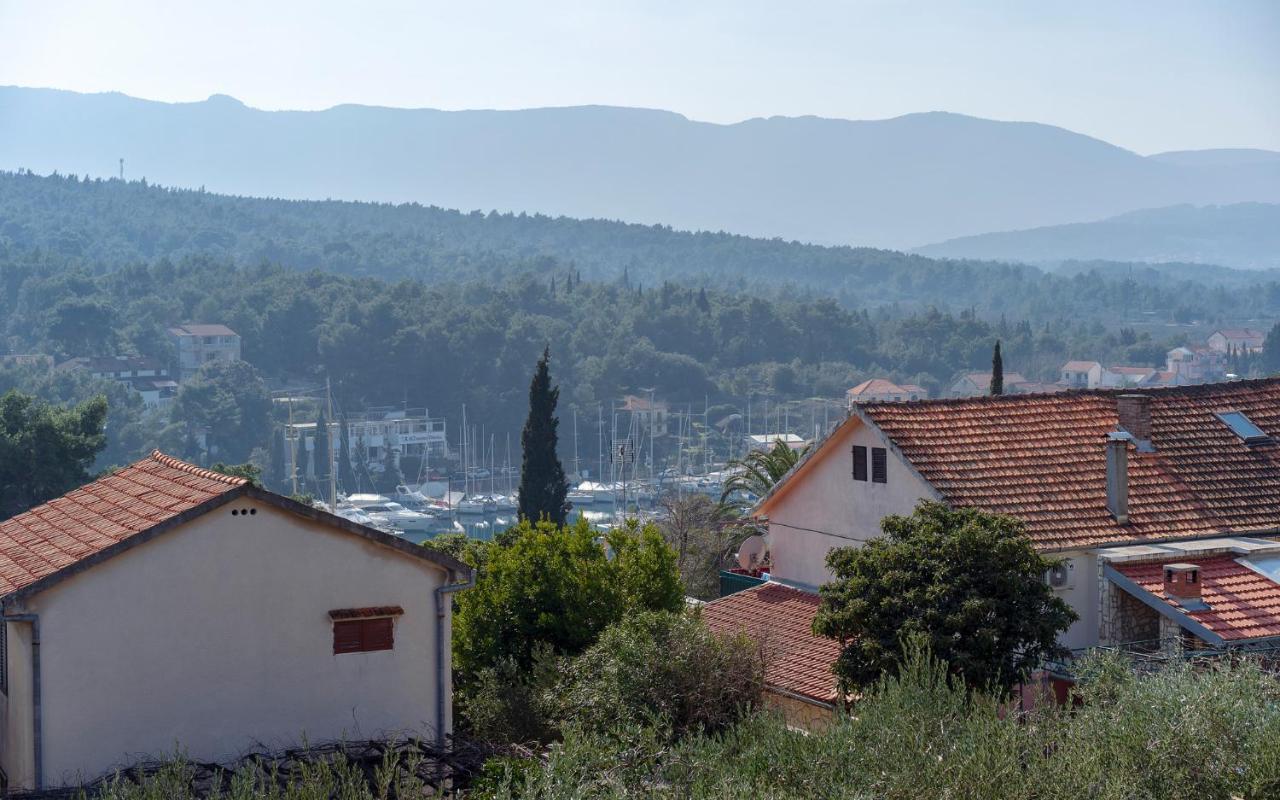 Antonella Appartement Vrboska Buitenkant foto